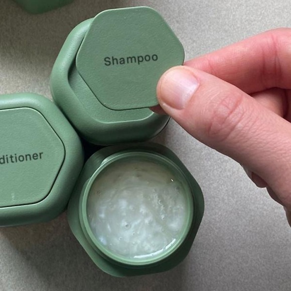 NWT - Cadence Bodycare Capsule Eucalyptus Set Of 2 - Picture 12 of 12